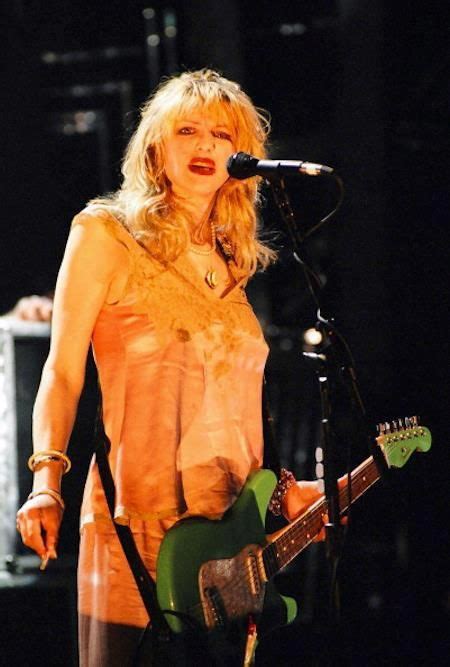 Courtney Love Live Mid 90s Courtneylove Hole