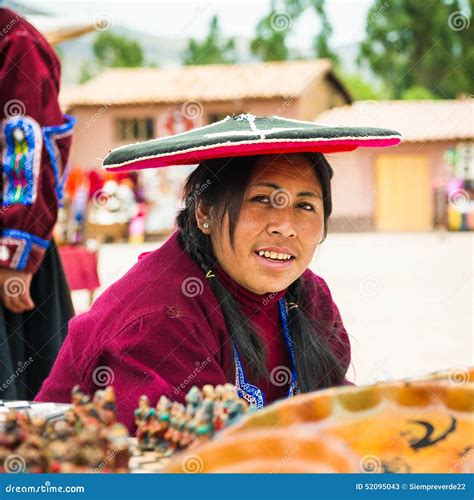 Gente En Perú Foto De Archivo Editorial Imagen 52095043