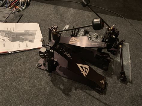 Dr A21 2 Derek Roddy Signature édition Longboard Black Double Pedal