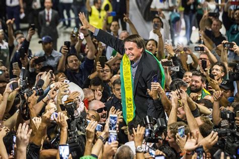 O Mito Bolsonaro Lidera Para Presidente Em Todos Os Cen Rios