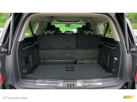 2021 Ford Expedition Platinum Max 4x4 Trunk Photos