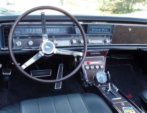 1967 Pontiac Grand Prix convertible - interior | Pontiac grand prix ...