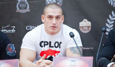 Дмитрий Сосновский травмирован, дебют в UFC откладывается - Новости ММА