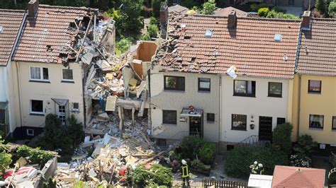 Bremerhaven Reihenhaus Bei Gasexplosion Komplett Zerfetzt Welt