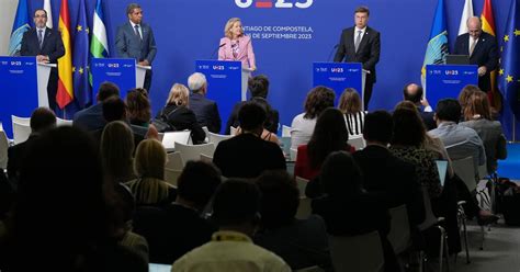 La Ue Y Am Rica Latina Ponen La Primera Piedra En El Ecofin De Santiago Para Una Catedral