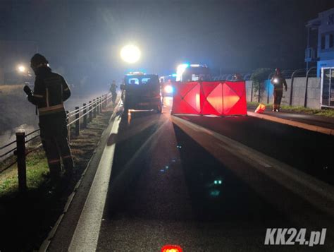 Wypadek Miertelny Na Ulicy Mostowej Nie Yje Kobieta Potr Cona Przez