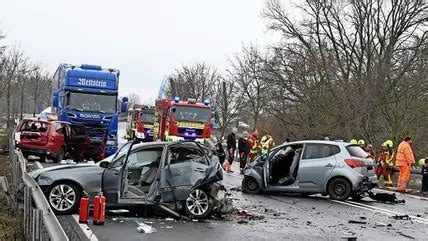 Tödlicher Unfall auf B87 bei Eilenburg Beschuldigter noch nicht