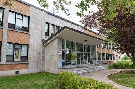 École Saint Paul édifice La Nouvelle École Centre de services