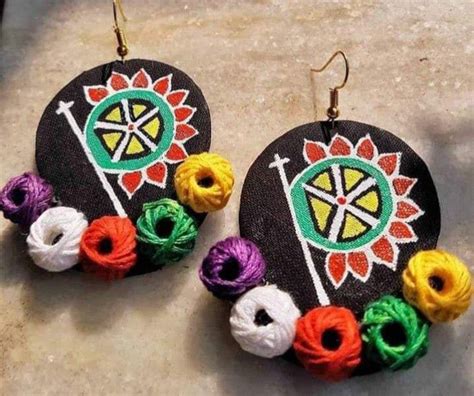 Pin by Maríapaz Larraín on Aros textiles Diy crafts earrings