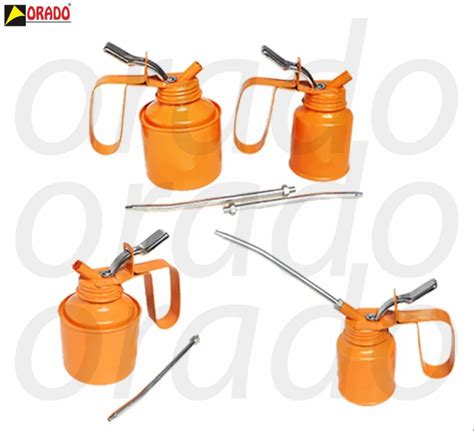 Manual Oil Can Lubrication Tools at Rs 50/piece in Ludhiana | ID ...