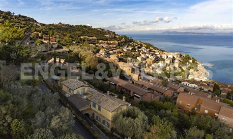 Charming Villa Overlooking Porto Santo En Porto Santo Stefano Toscana