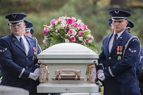 Maureen O'Hara buried at Arlington National Cemetery | Article | The United States Army