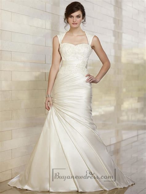 Luxury Trumpet Queen Anne Neckline Wedding Dresses With Illusion ...