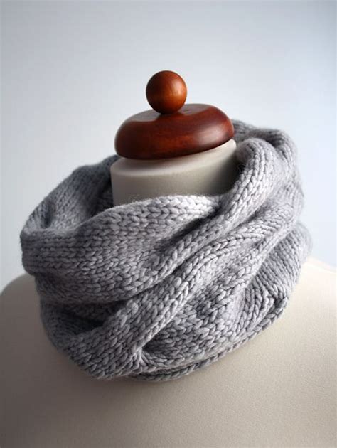 Burberry Inspired Cowl Neck Scarf Pattern By Julianne Smith Cowl Neck