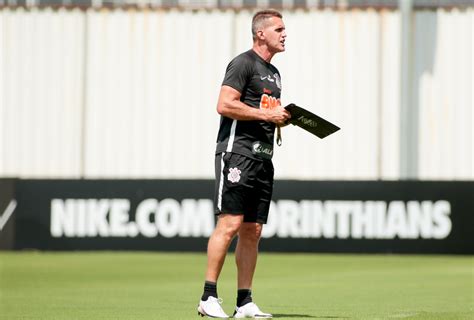 Direto Do Ct Corinthians Faz Ltimo Treino Antes De Encarar O Vasco