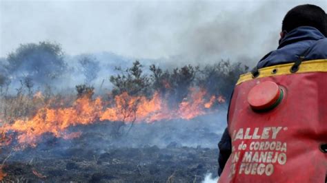 Cuatro incendios forestales permanecen activos en Córdoba Minuto