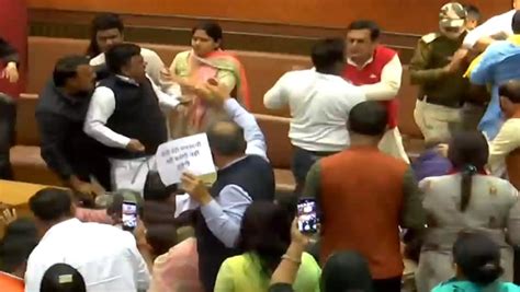 High Drama At Delhi Civic Body As Aap Bjp Councillors Punch Kick Each