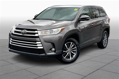 Pre Owned Toyota Highlander Xle Door Suv In Kennesaw Js