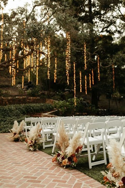 Indoor Wedding Aisle Decoration Ideas