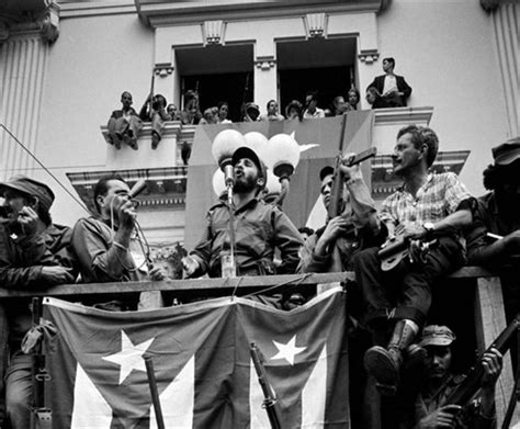 Y en eso llegó Fidel Triunfo de la Revolución Cubana Colombia