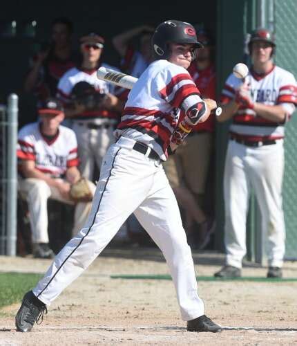 Baseball Glenbard East Enjoys Playoff Opener Vs Glenbard West