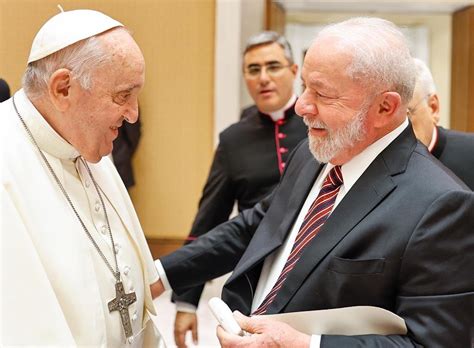 Lula Chega Ao Vaticano Para Encontro O Papa Francisco Poder360