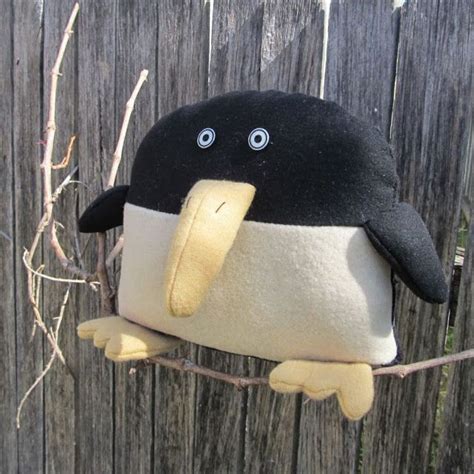 Plucky Penguin Softie Pattern Download