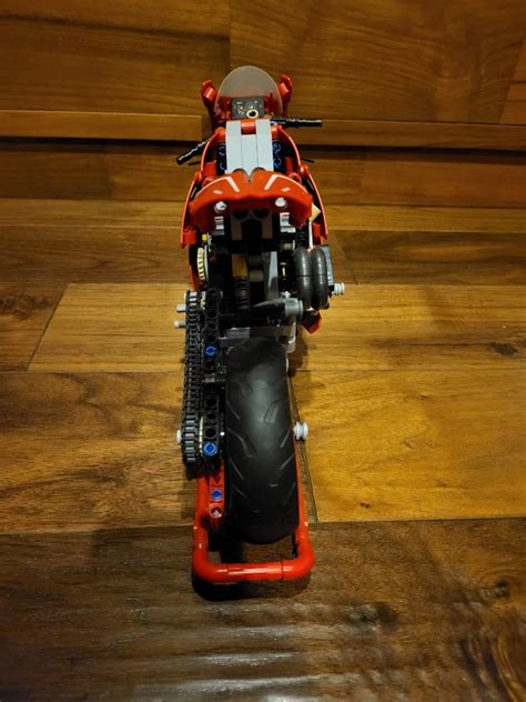 Lego Technic Ori Ducati Panigale V4r Sudah Rakitan Lengkap Dengan Box Dan Manual Book Toys