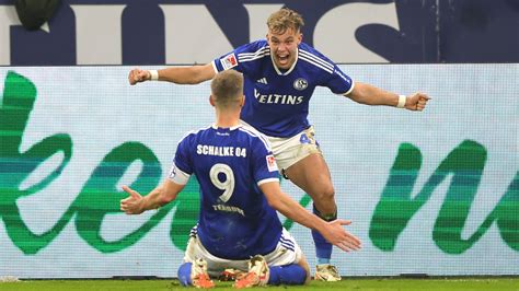 1 Fc Magdeburg Vs Schalke 04 Live 2 Liga Heute Im Tv Und Live