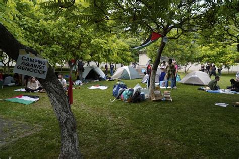 Studen I Clujeni Protest Cu Corturi Fa De Situa Ia Din F Ia Gaza