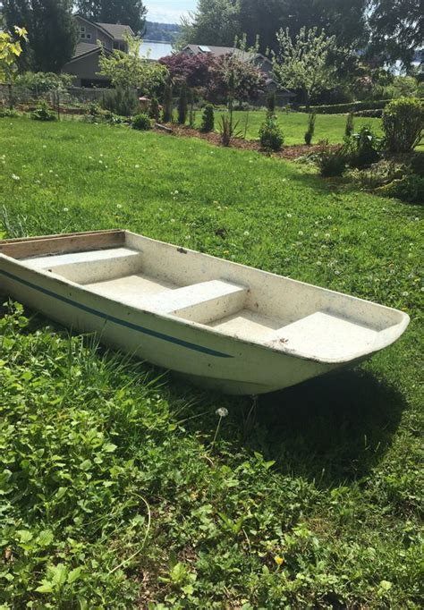 Livingston Dinghy 8ft Fiberglass Row Boat For Sale In Gig Harbor Wa Offerup