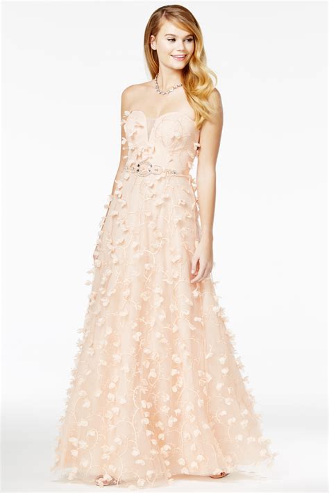 Macys Partners With Say Yes To The Prom For Dresses And Jewelry