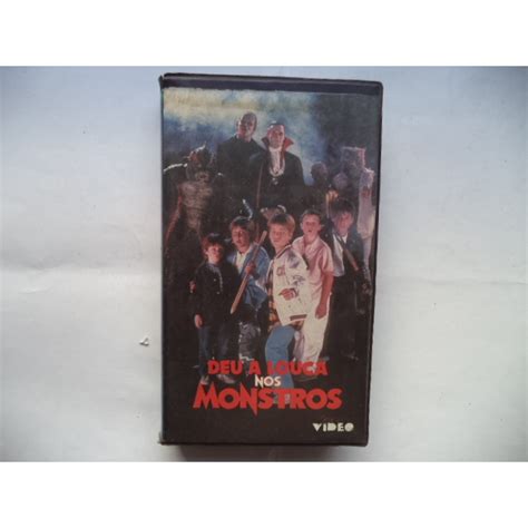 Fita Vhs Deu A Louca Nos Monstros Original Legendado Shopee Brasil