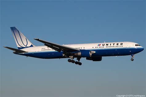 United Airlines Boeing Er N Ua Photo Netairspace