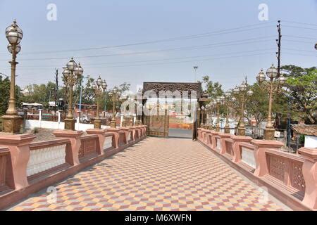 King Vikramaditya statue, Ujjain, Madhya Pradesh, India Stock Photo - Alamy