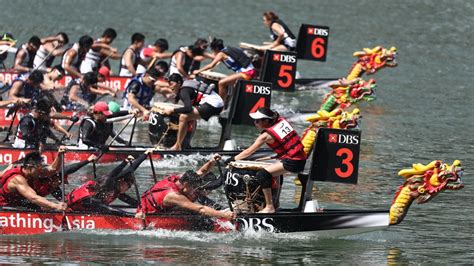 This bank is betting that boat racing will bring in the millennial customers