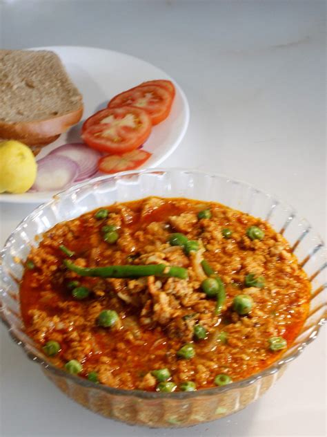 Easy Recipe Of Chicken Keema Flavours Of My Kitchen