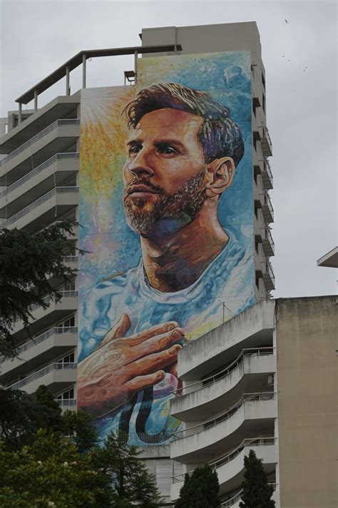 Messi Junto A Messi La Tremenda Foto Del Crack En Rosario Tyc Sports