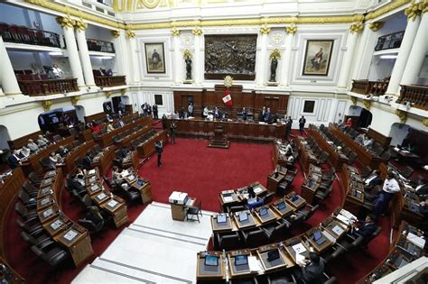 Congreso verá hoy reconsideración de adelanto de elecciones