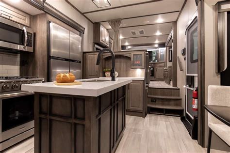 RV Review 2022 Grand Design Solitude 380FL RV Travel