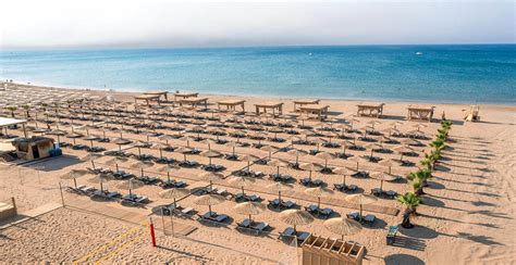 Liu Resorts