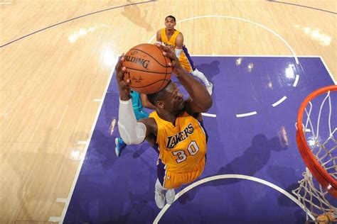 PHOTOS: Lakers vs. Hornets (02/28/2017) Photo Gallery | NBA.com