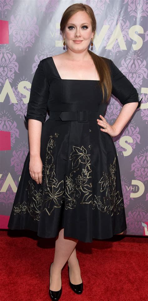 Slender Adele Stuns In Tight Black Leggings After 100 Pound Weight