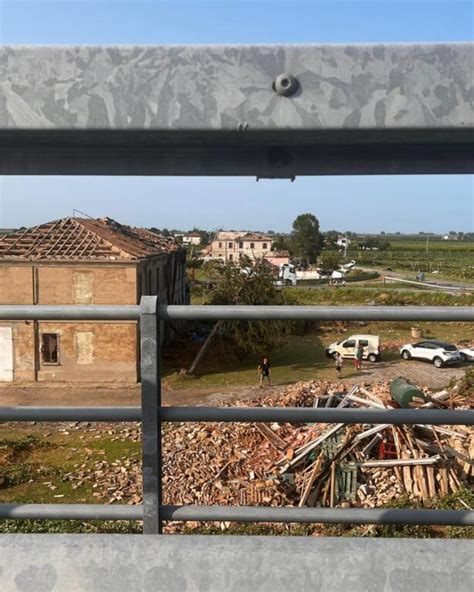 Emilia Romagna Nella Morsa Del Maltempo Temporali E Grandine A Bologna