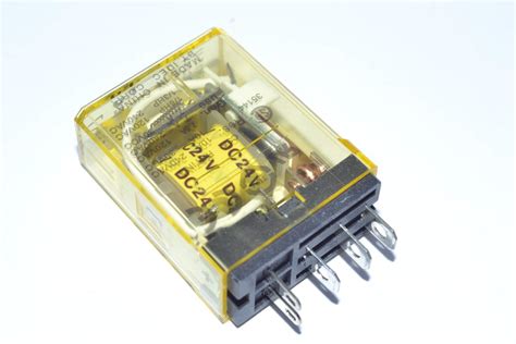 Buy Idec Rh B Uldc V Power Relay Spdt Vdc A Plug In Online At