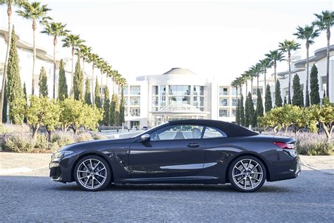 Das Neue Bmw M850i Xdrive Cabriolet In Außenfarbe Dravitgrau Metallic Und 20” M