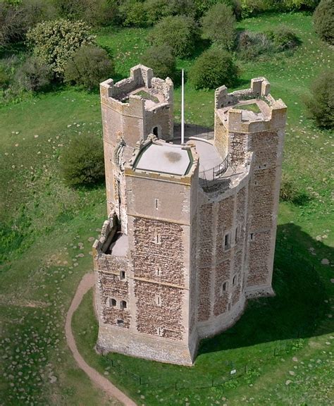 Orford Castle England Explore The Beauty Of This Small Castle