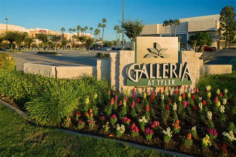 Galleria At Tyler Shopping Centers And Malls Riverside California