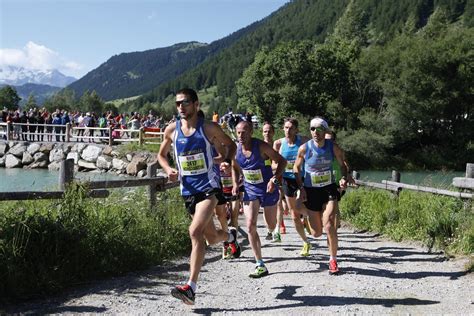 Sabato A Curon Venosta Runners Per Il Giro Lago Di Resia