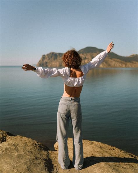 Fotos Gratis Mujer Agua Cielo People In Nature Contento Lago